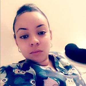 Meet your Posher, Samantha